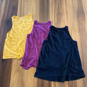 Old Navy tank top